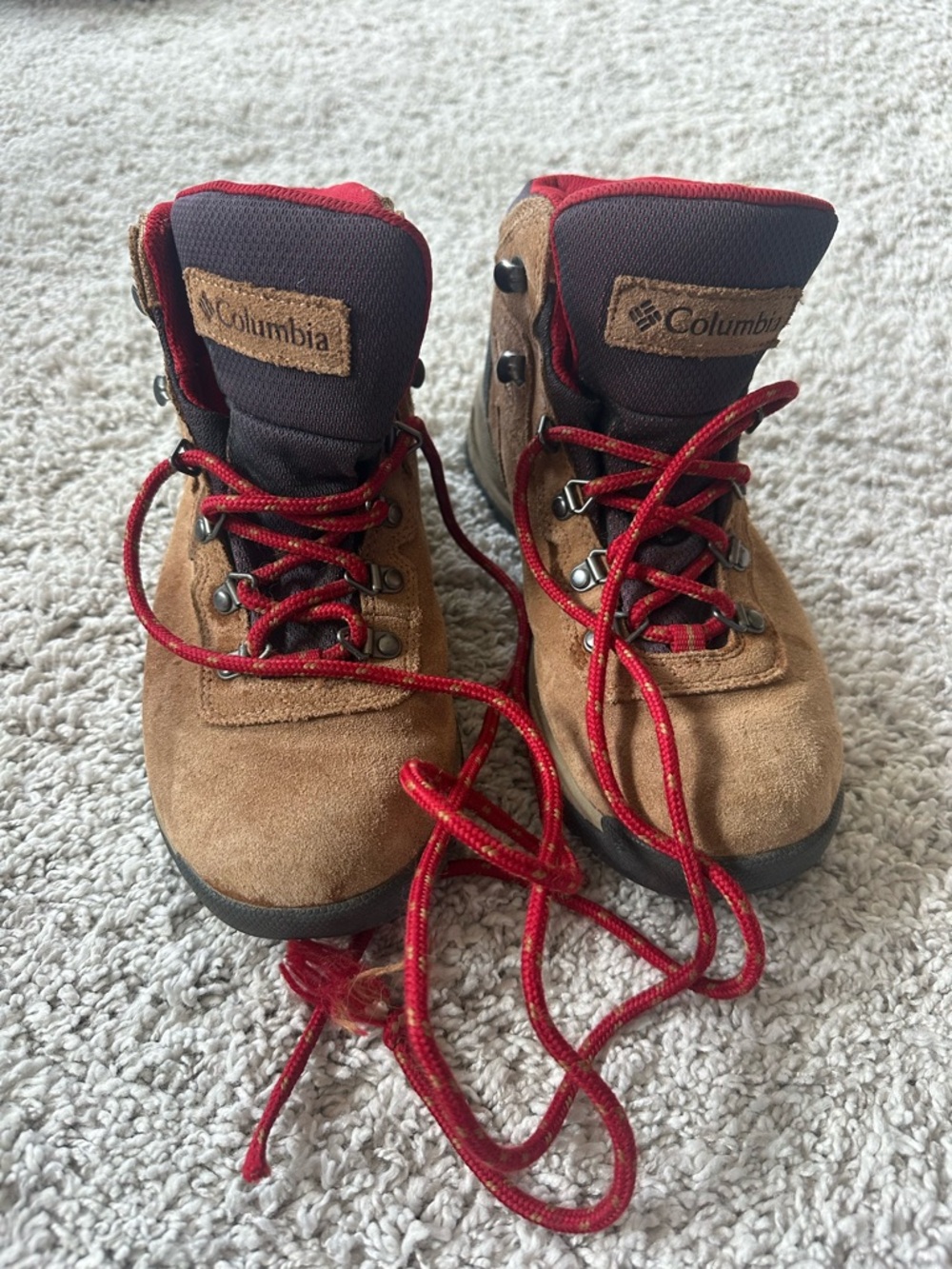 Columbia Newton Ridge Hiking Woman Boots Sz 8.5